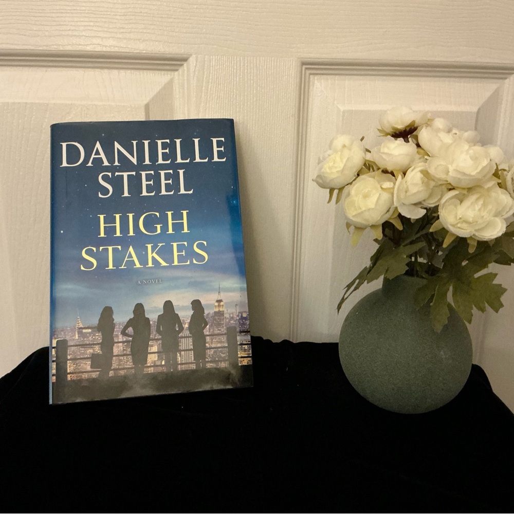 Hardcover Book, High Stakes , Author Danielle Steel, Published 2022